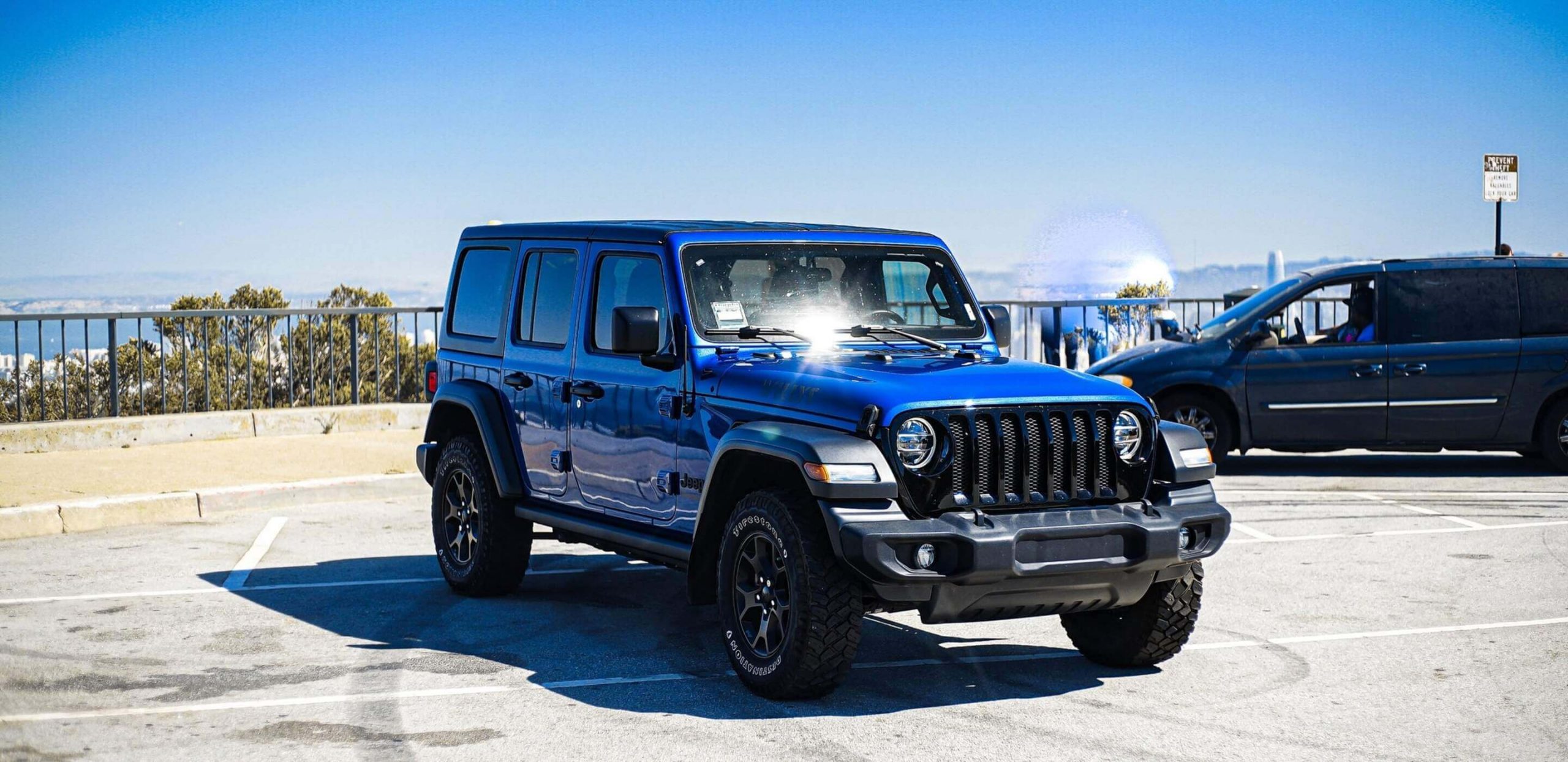 2020-jeep-wrangler-unlimited-blue-featured-image